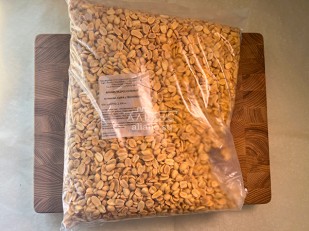 Ребра воблы с икрой: Арахис со вкусом сыра с чесноком