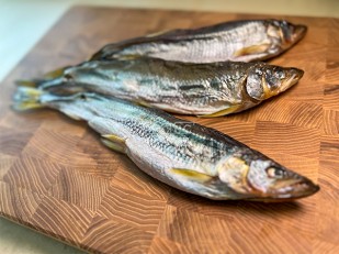Снеки к пиву: Корюшка с икрой вяленая ГОСТ (крупная)