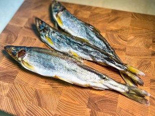 Корюшка с икрой вяленая ГОСТ (крупная): Корюшка без икры вяленая ГОСТ (крупная)