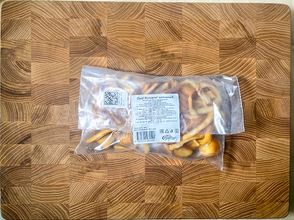 Сыр 150 гр ГОРНЫЙ СЫРОВАР (Ассорти копчёный) в Казани