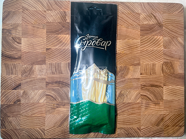 Сыр 60 гр ГОРНЫЙ СЫРОВАР (Нити копчёные) в Казани