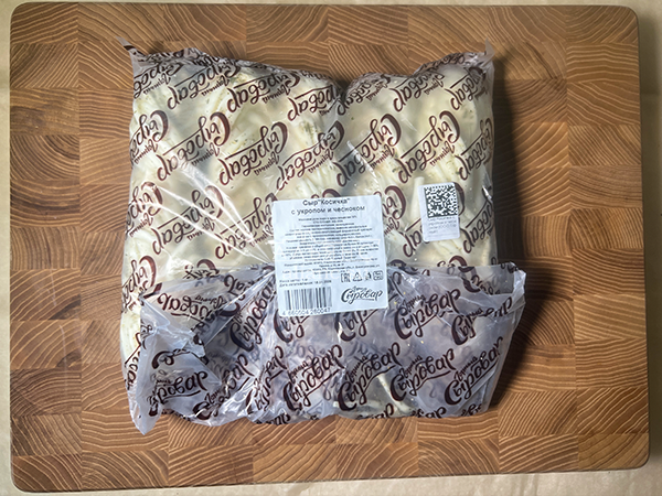 Сыр 1 кг ГОРНЫЙ СЫРОВАР (Косичка с укропом и чесноком) в Казани